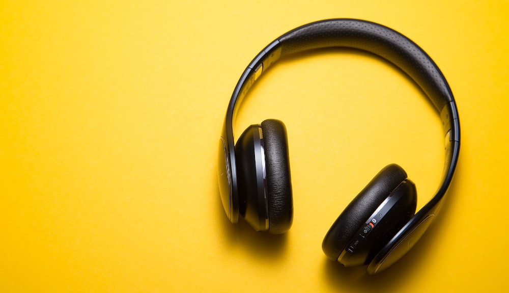 Why Your Kids Need a Pair Of Wireless Headphones